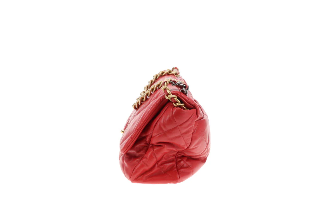 Chanel 19 Maxi Rouge 2019 - Image 8