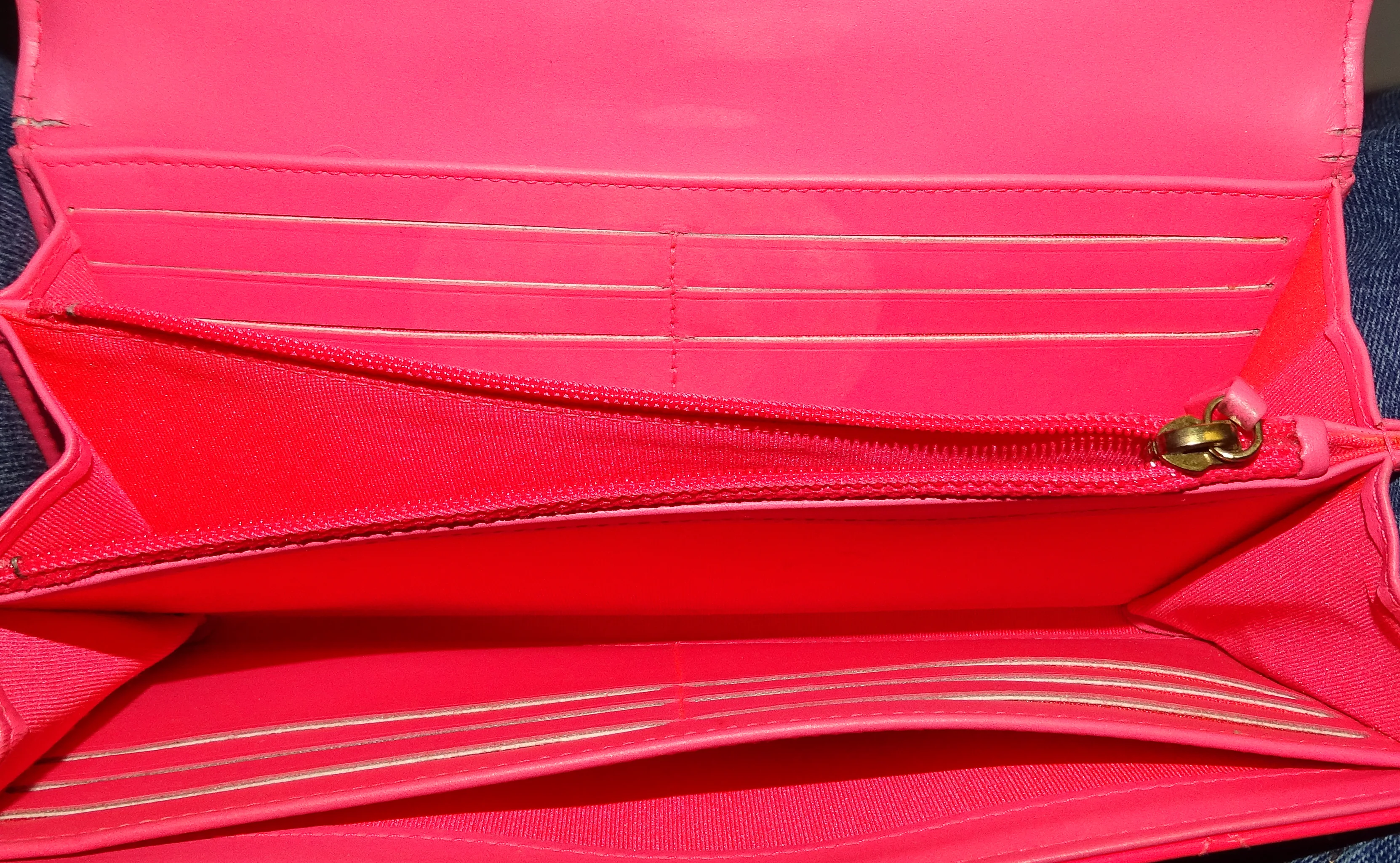 Chanel Boy Wallet Long Flap Neon Pink Patent 2016 - Image 11