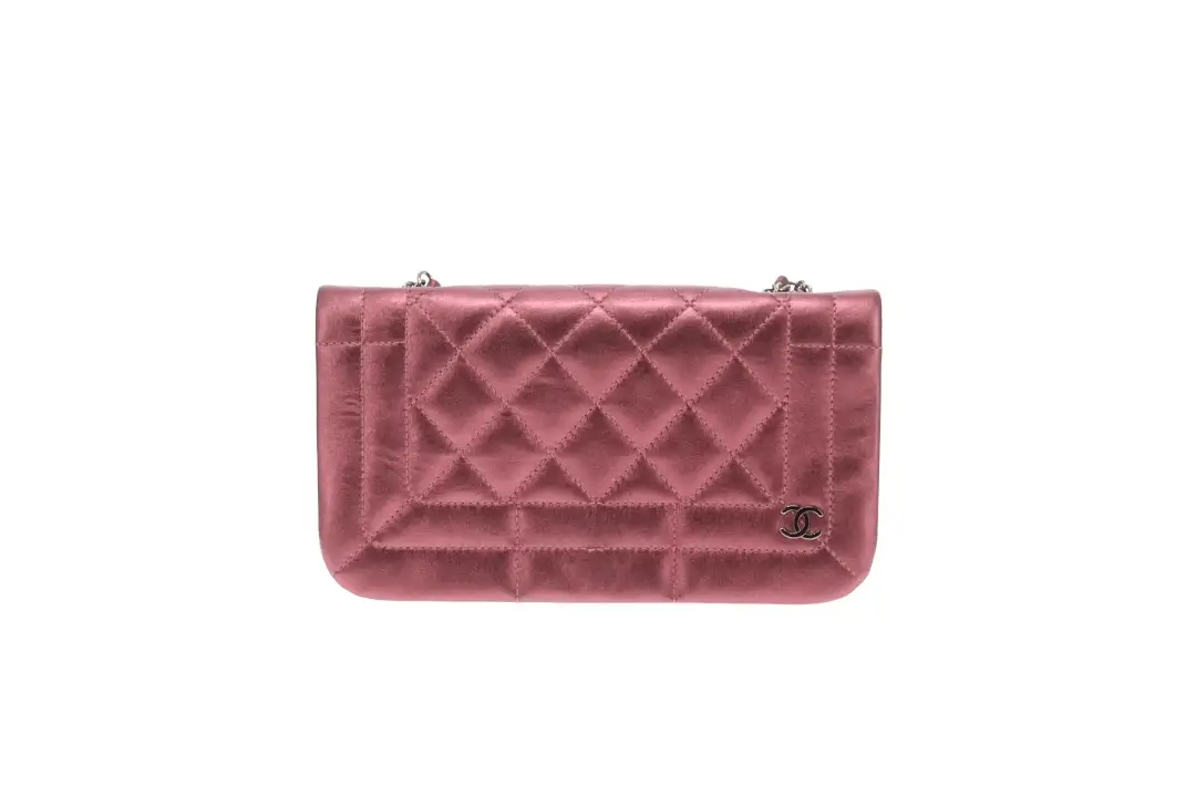 Chanel CC Quilted Pink Iridescent Calfskin Full Single Flap - Image 3