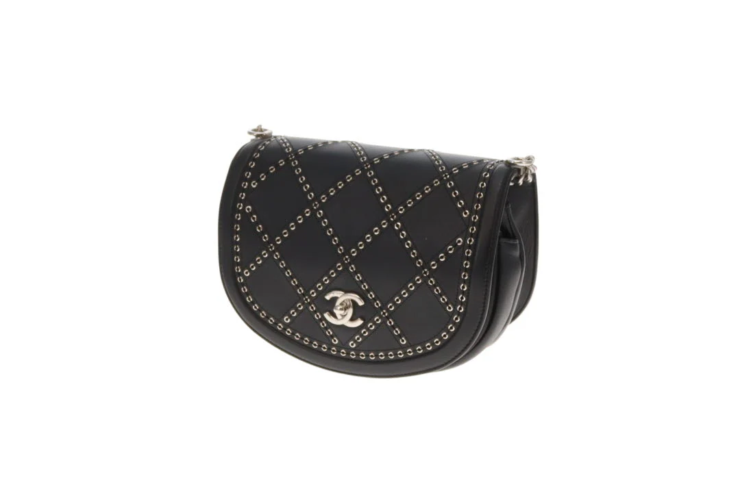 Chanel Coco Eyelets Flap Bag Black and SHW 2018 - Image 14