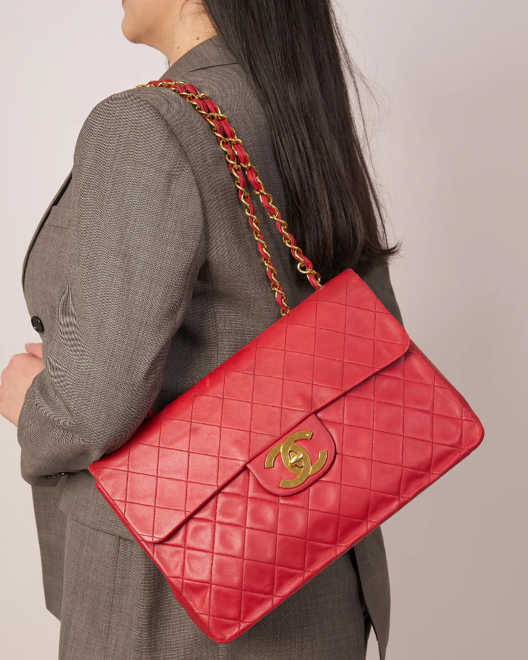 Chanel Red Lambskin Vintage Maxi Single Flap 1991/94 - Image 3