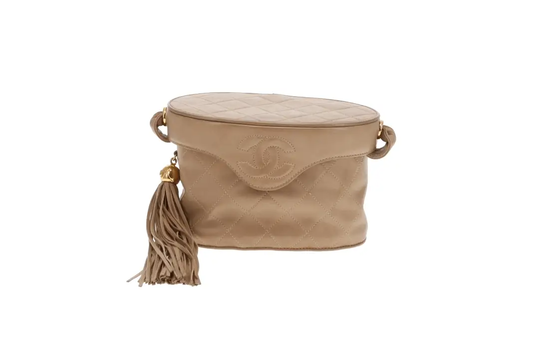 Chanel Tassel Vanity Bag Beige Quilted Lambskin Vintage - Image 3