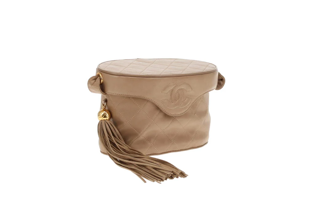 Chanel Tassel Vanity Bag Beige Quilted Lambskin Vintage - Image 5