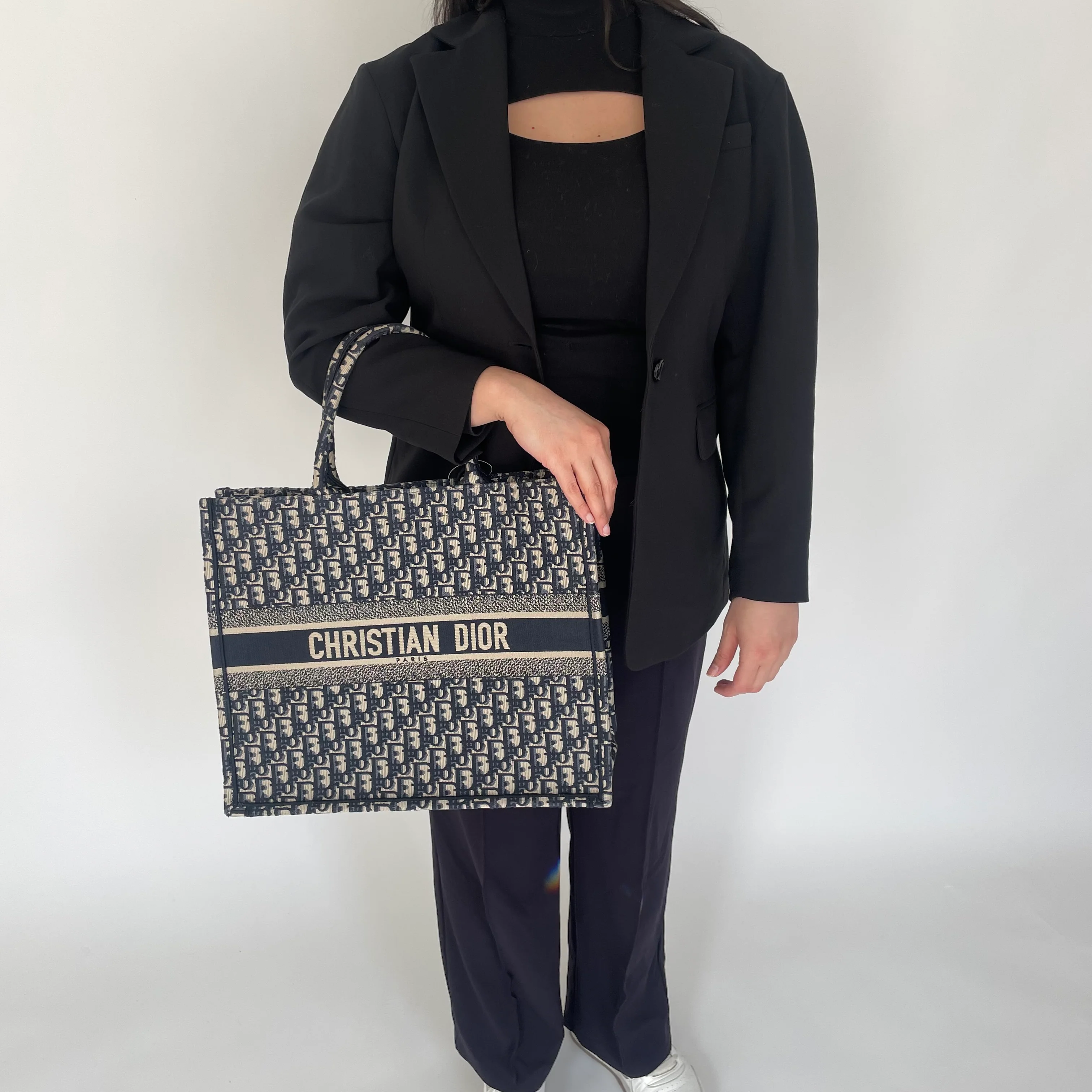 Dior Book Tote Large Blue Oblique - Image 10