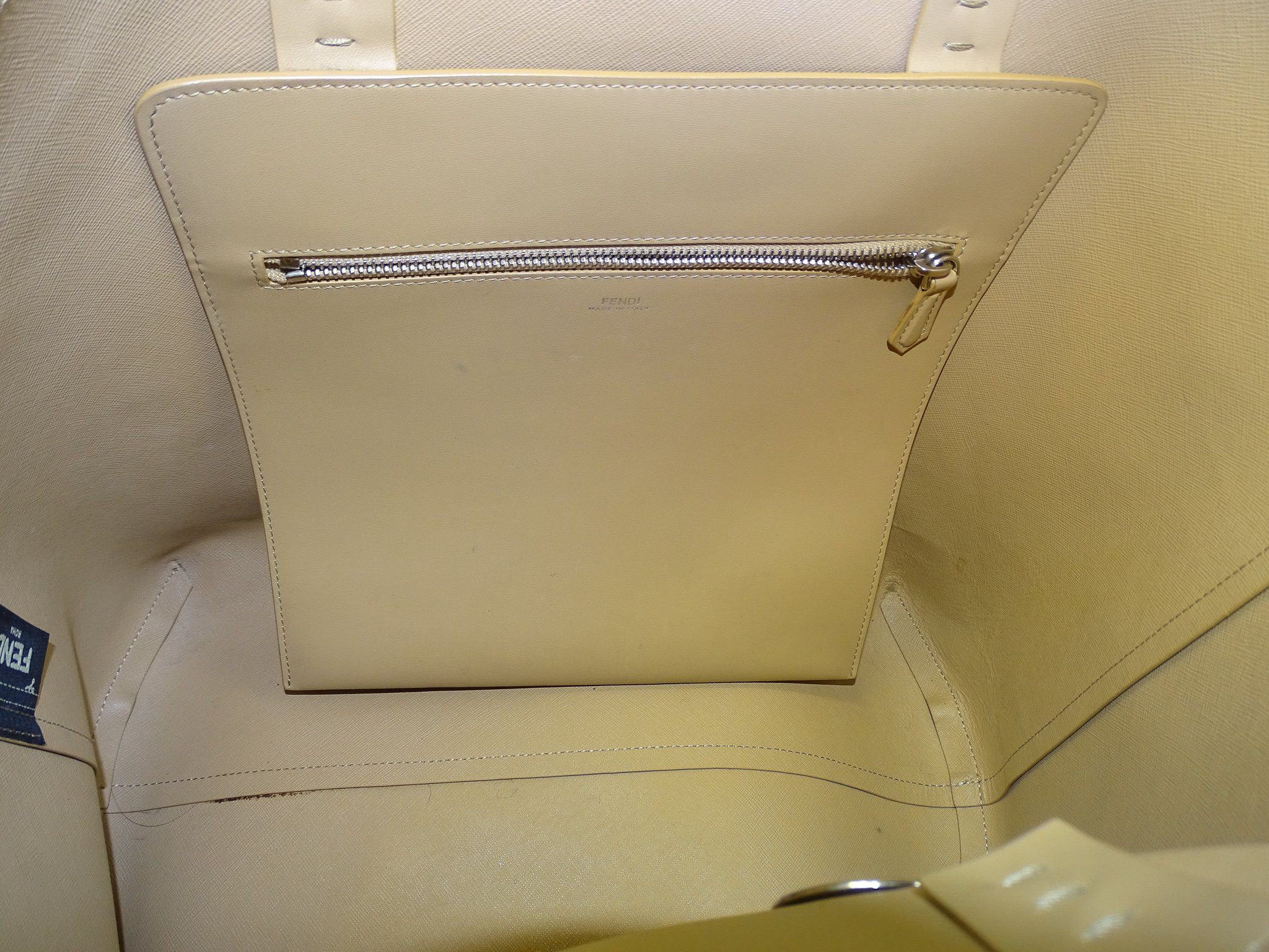 Fendi Beige Smooth Leather Hypnoteyes Shopping Tote - Image 9