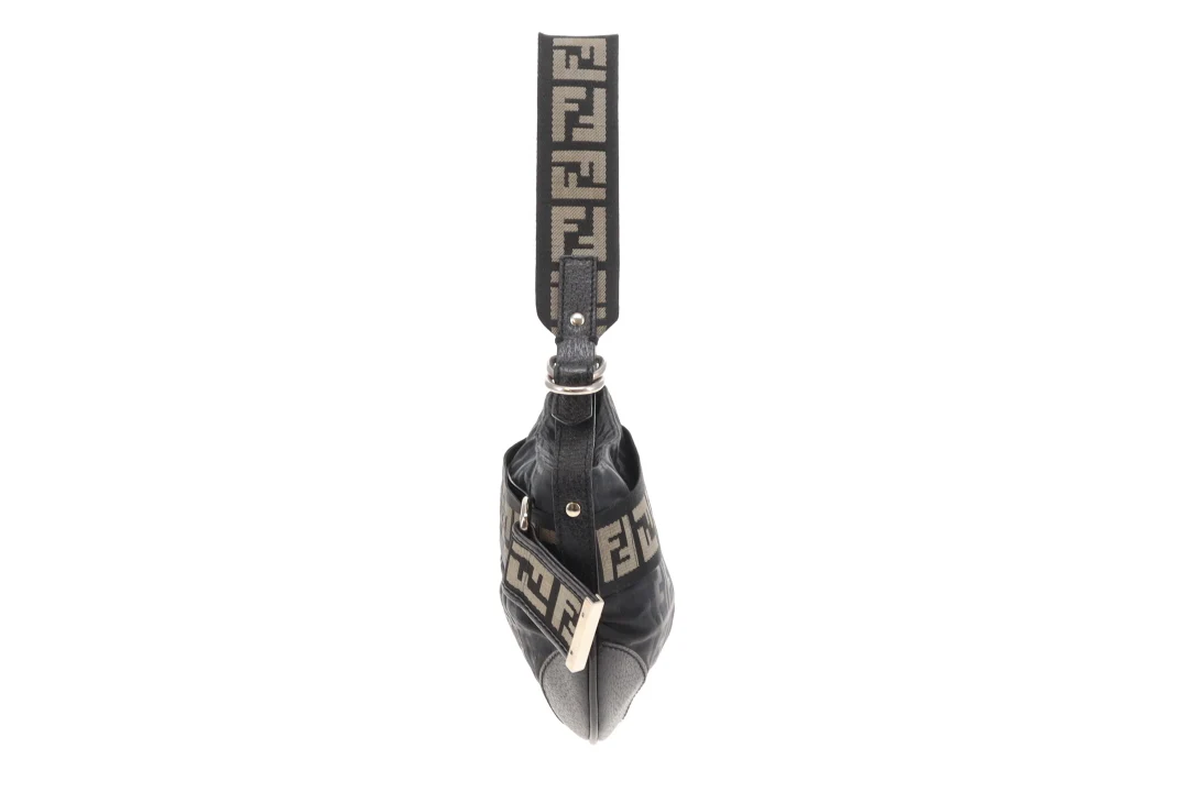 Fendi Vintage Black Zucca Shoulder Bag - Image 5