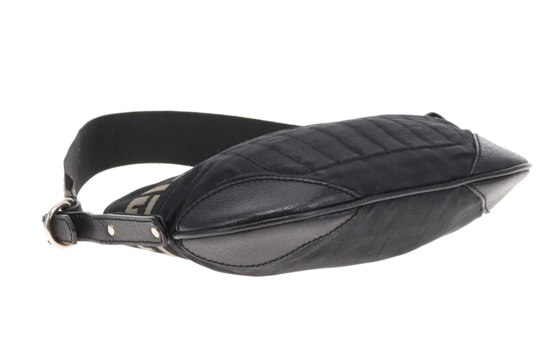 Fendi Vintage Black Zucca Shoulder Bag - Image 7
