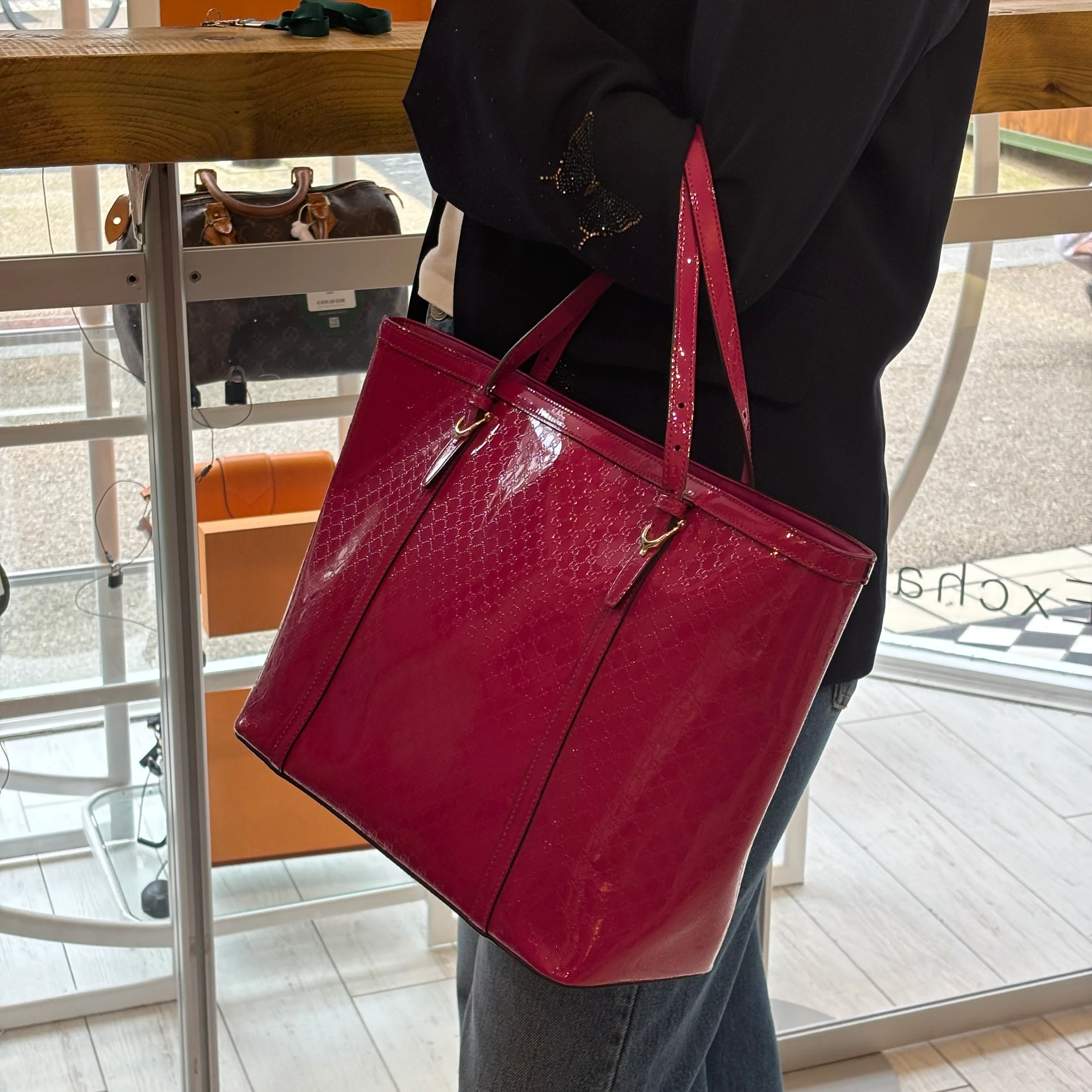 Gucci Microguccisima Magenta Tote - Image 2