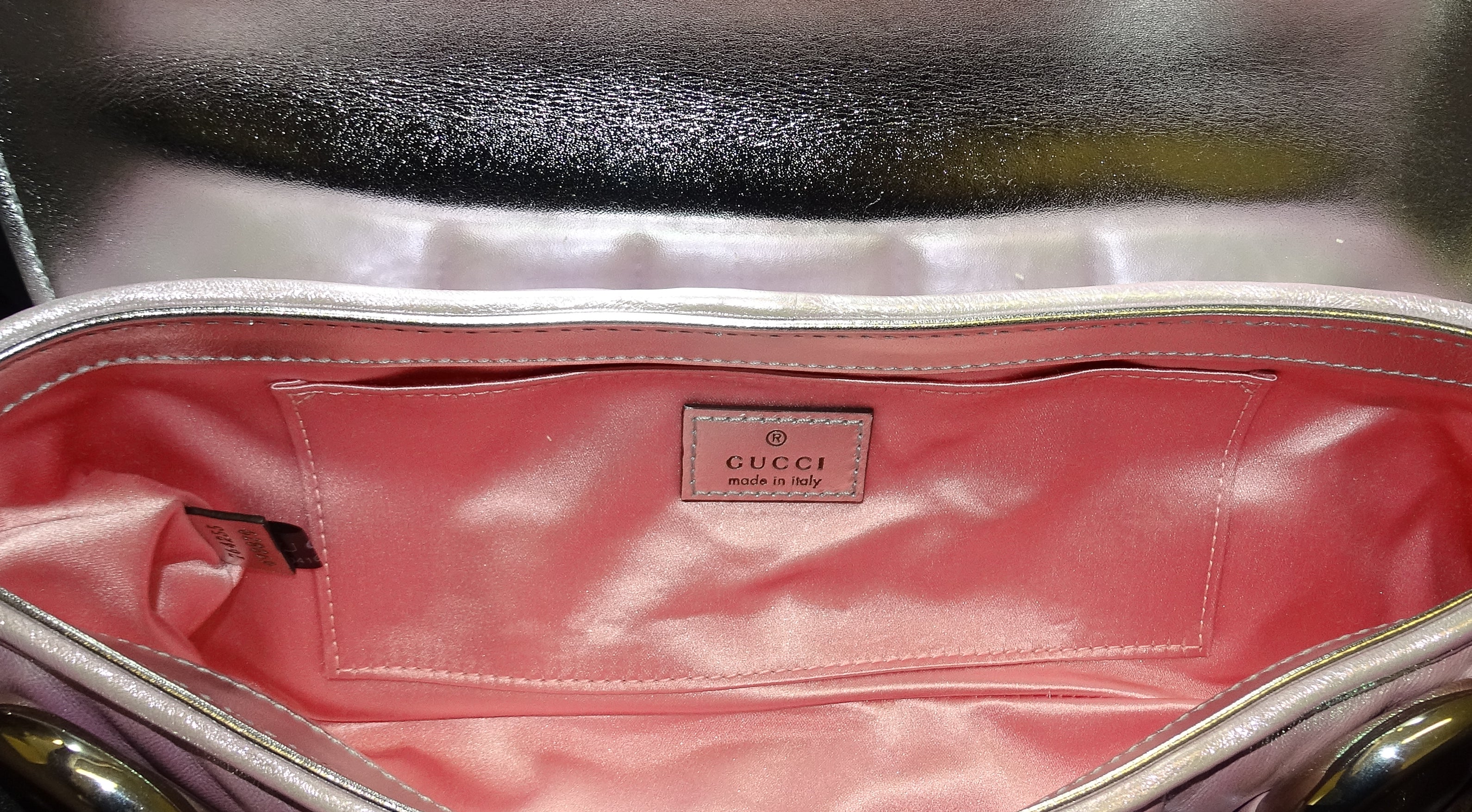 Gucci Pink Iridescent Leather SHW Horsebit Chain Shoulder Bag - Image 11