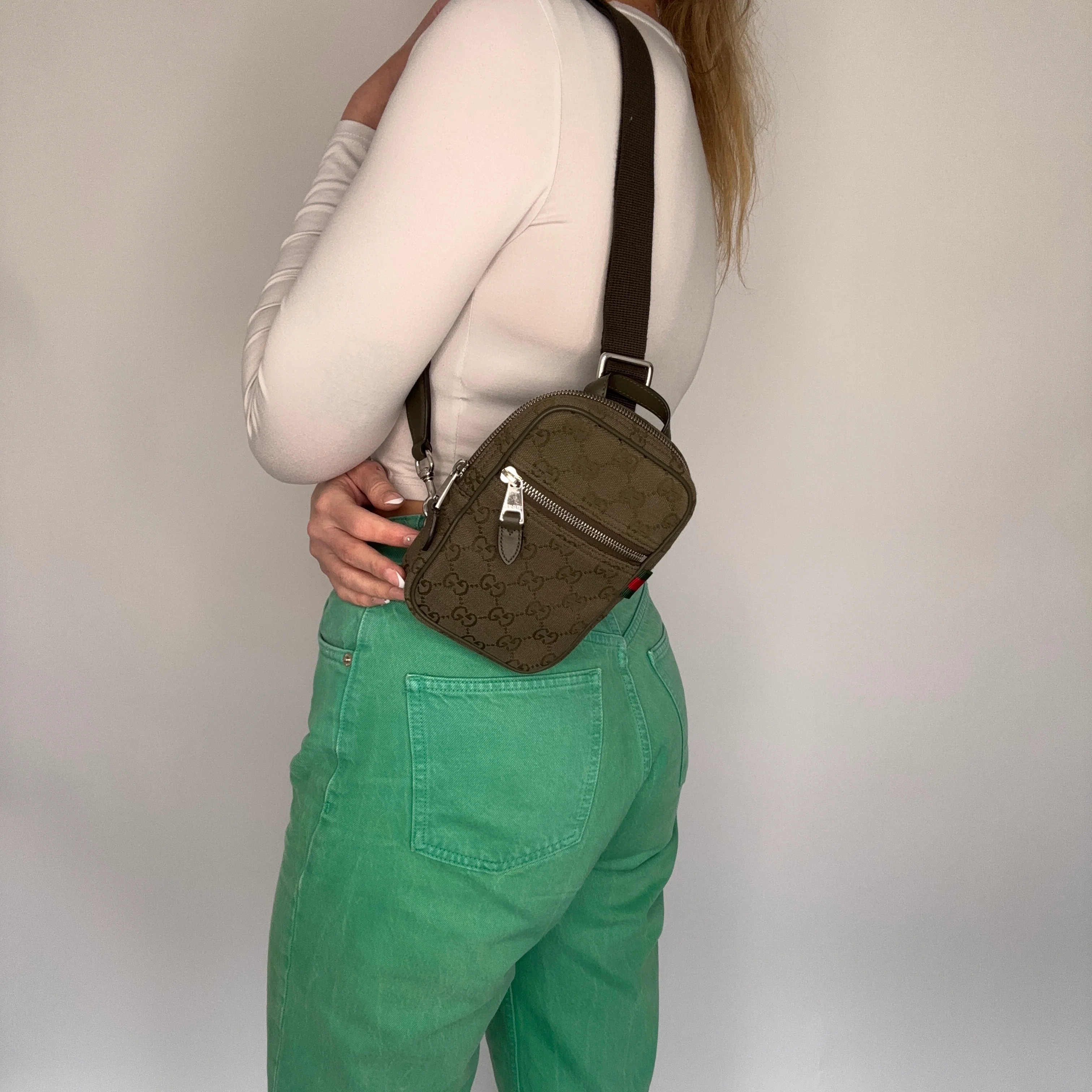 Gucci Sling Bag Khaki GG Canvas - Image 2
