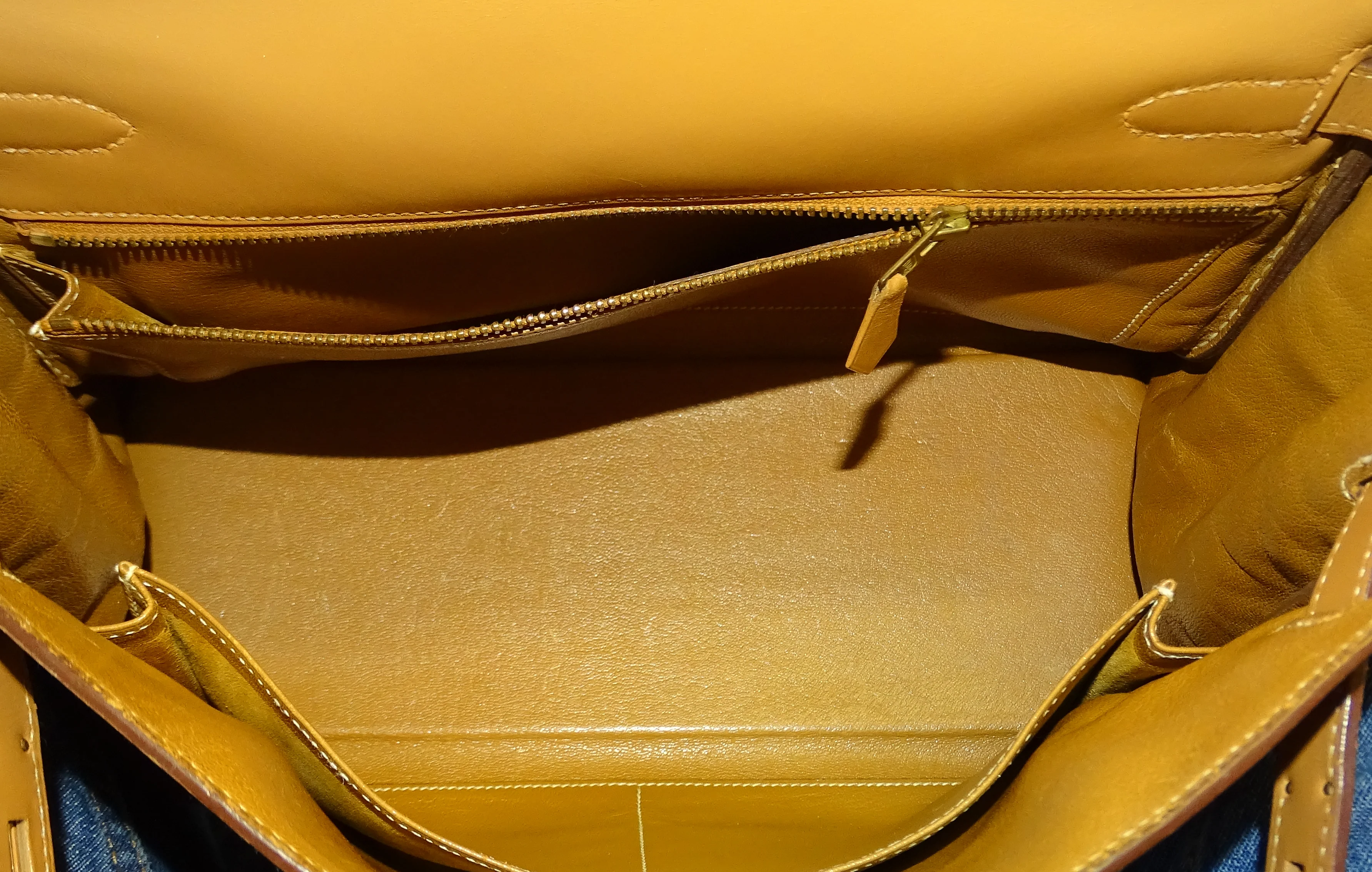 Hermes Kelly 32 Retourne Gulliver Leather Gold 1993 - Image 15