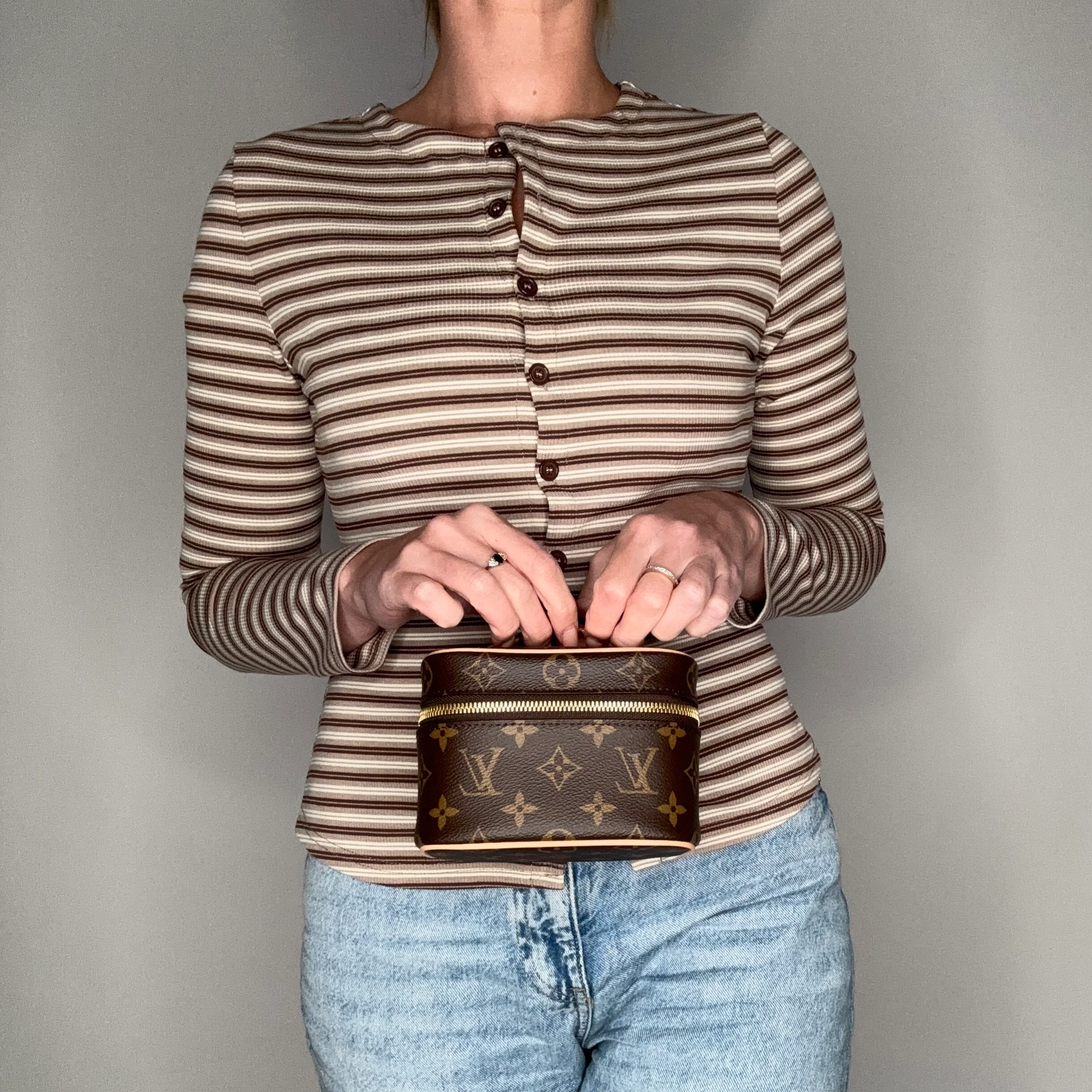 Louis Vuitton Nice Vanity Nano Monogram PL5210 - 2020 - Image 2