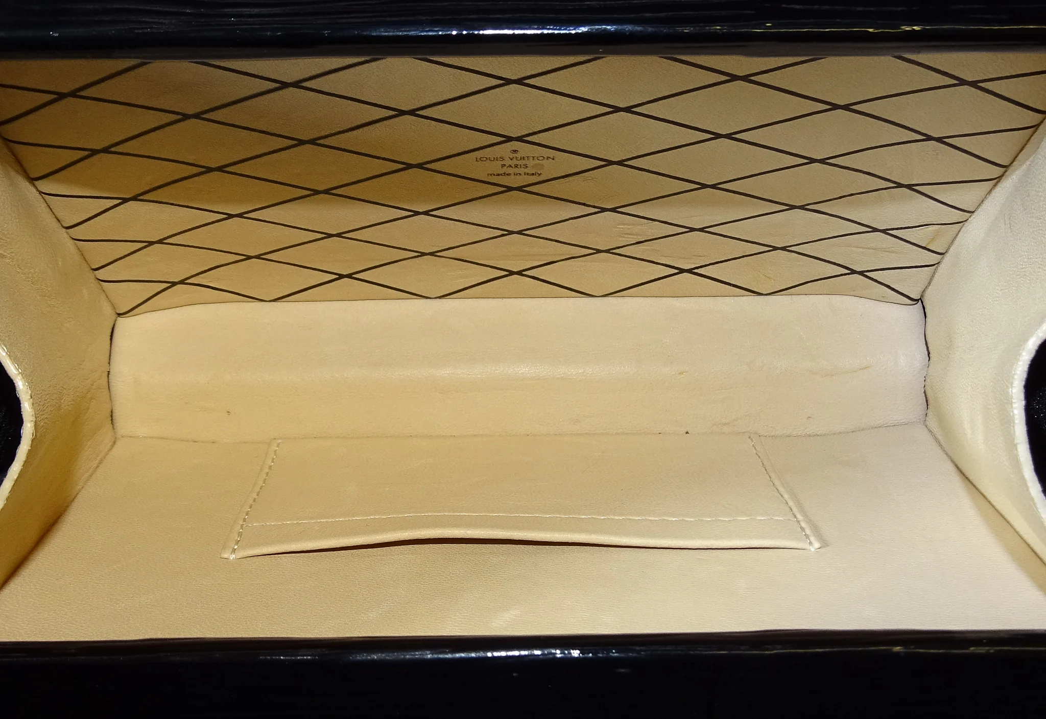 Louis Vuitton Petite Malle Limited Edition Trunk Bag FL5114 - Image 13