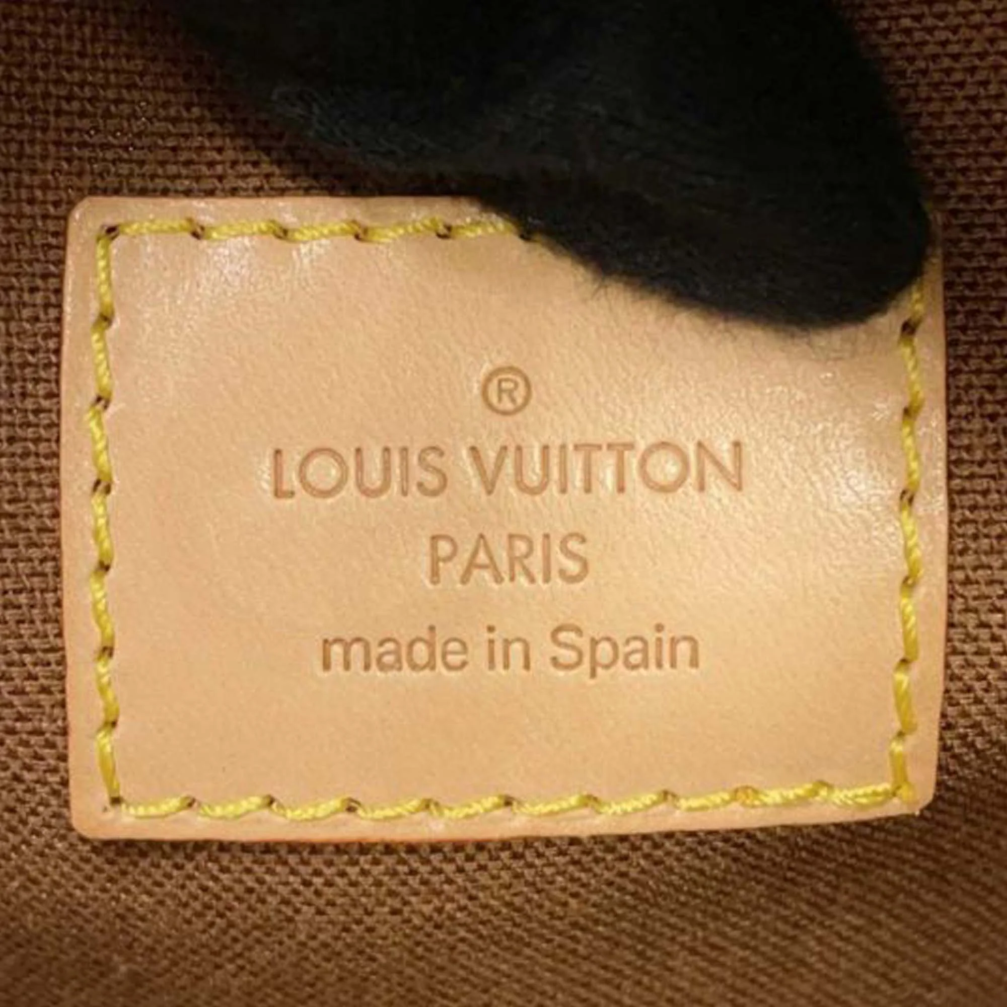 Louis Vuitton Sac Gymnastique Monogram - Image 15
