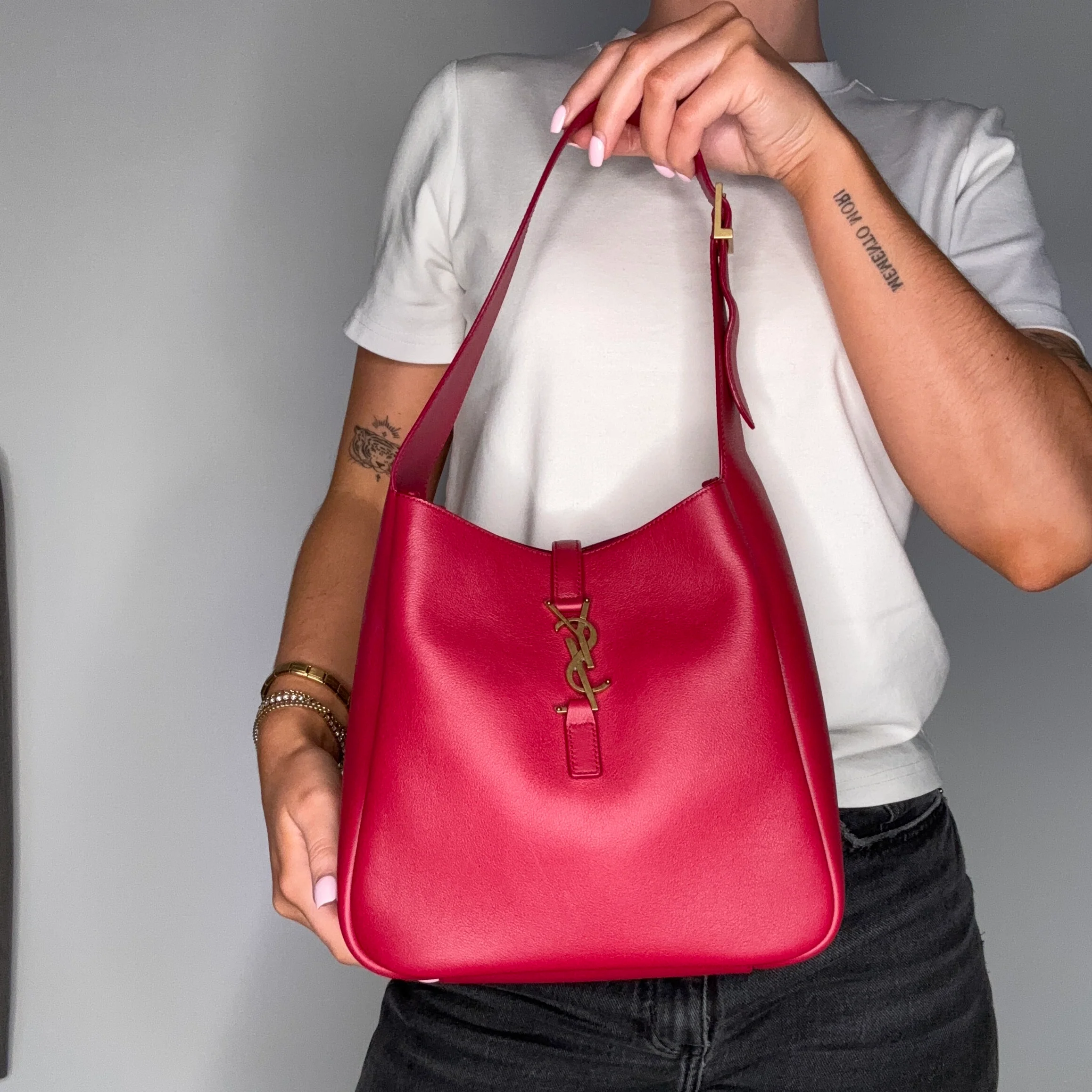 Saint Laurent Le 5 à 7 Hobo Small Deep Pink GHW 2025 - Image 11