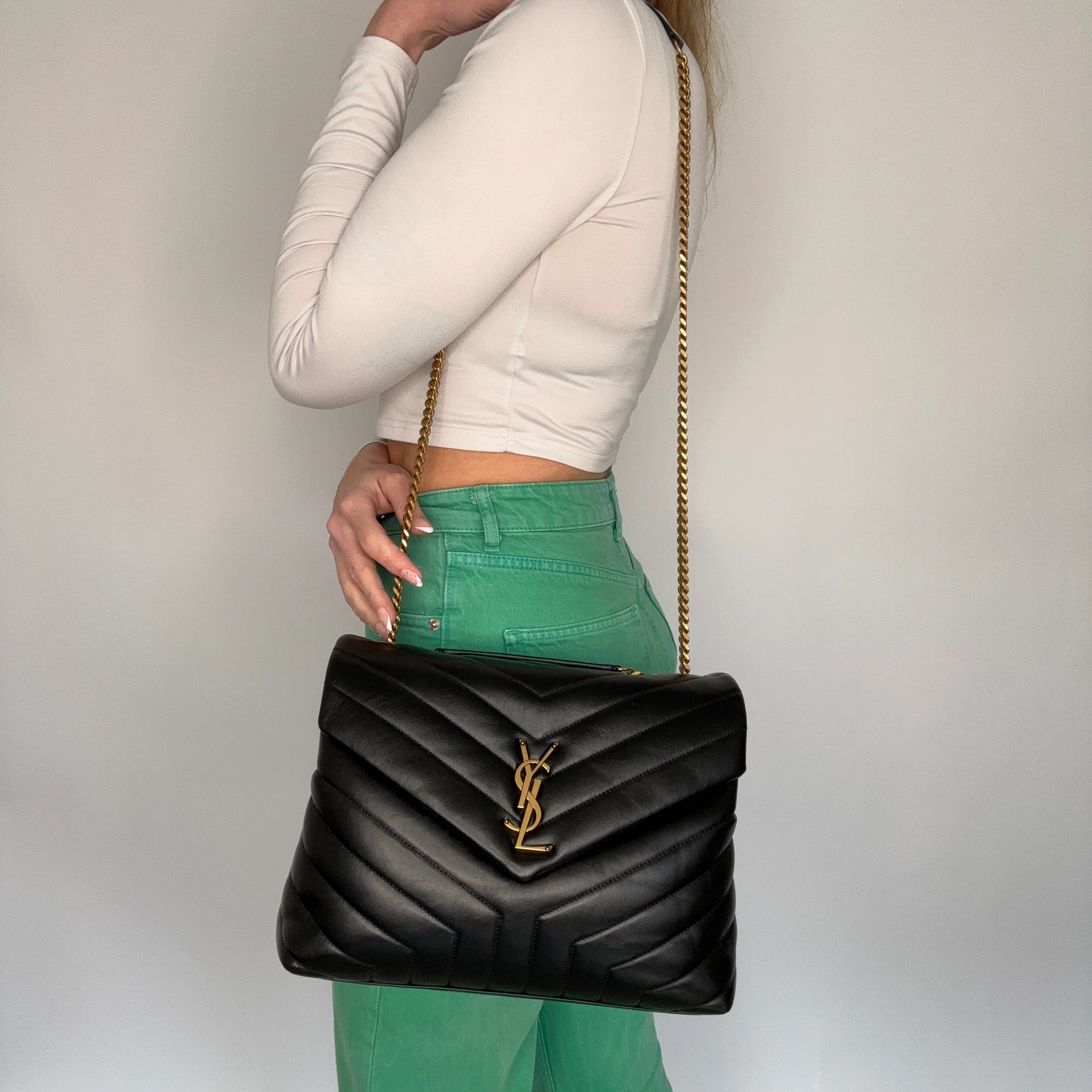 Saint Laurent Loulou Med Black GHW 2019 - Image 2